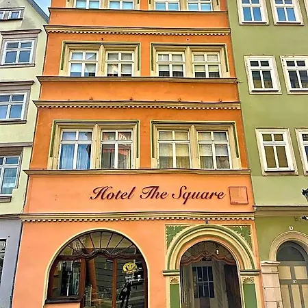 Apartahotel The Square
